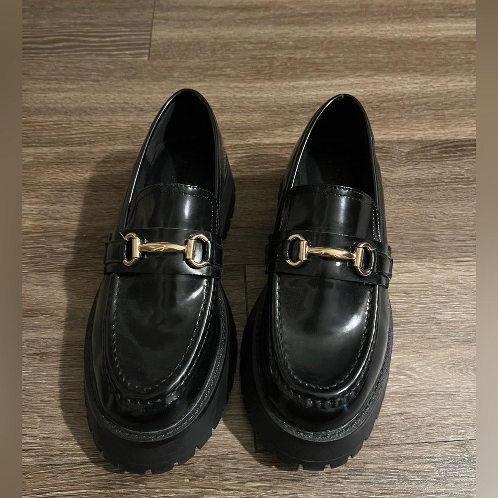 Black chunky loafers, gold detailing size 9.5